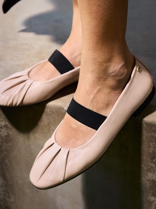 Paul Green Shoes - Paul Green Women's Vail Ballet Flats